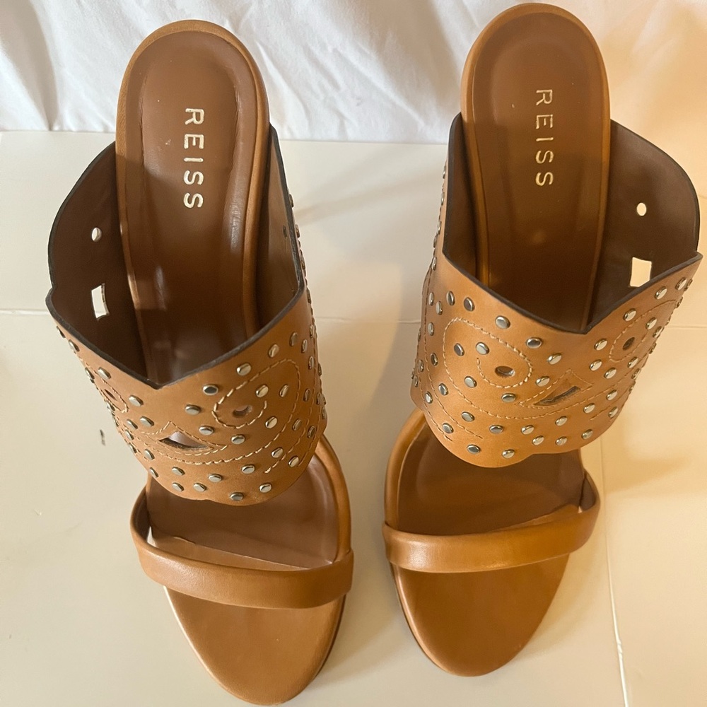 Reiss sandal